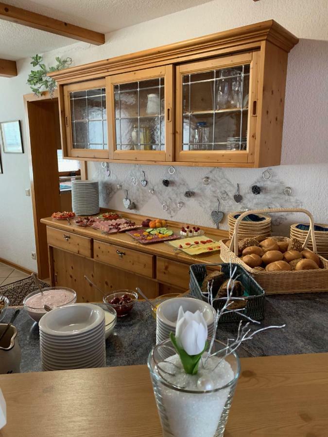 Hotel Garni Vierjahreszeiten Bad Staffelstein Ngoại thất bức ảnh